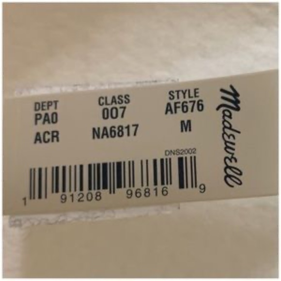 Madewell V-Neck Buttondown Blouse in Cream Size Medium - Picture 8 of 8